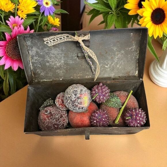 antique lunch box 1800s filled with vintage sugar and pushpin fruit - Picture 1 of 2